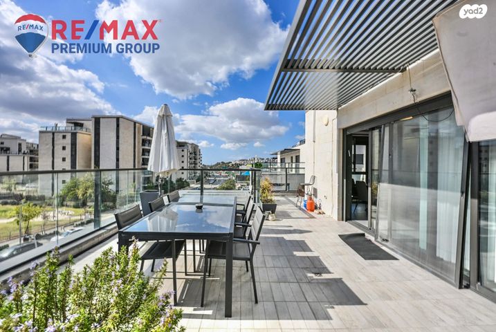 גג/ פנטהאוז