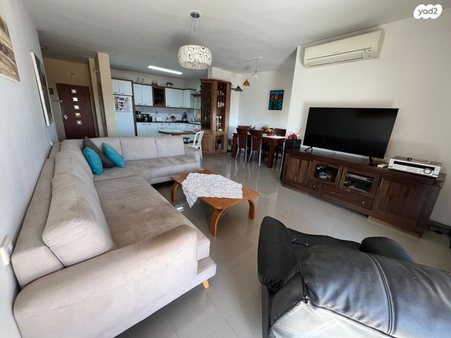 דירת גן, נצרת עילית / נוף הגליל