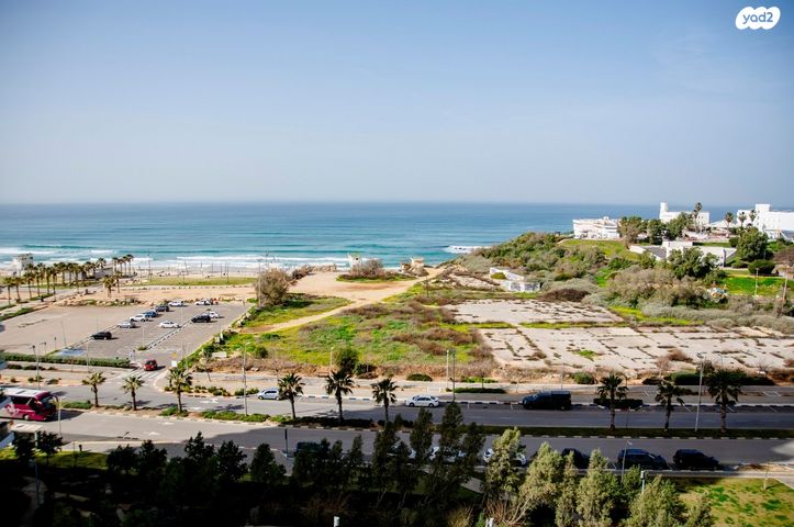 שדרות רחבעם זאבי 13