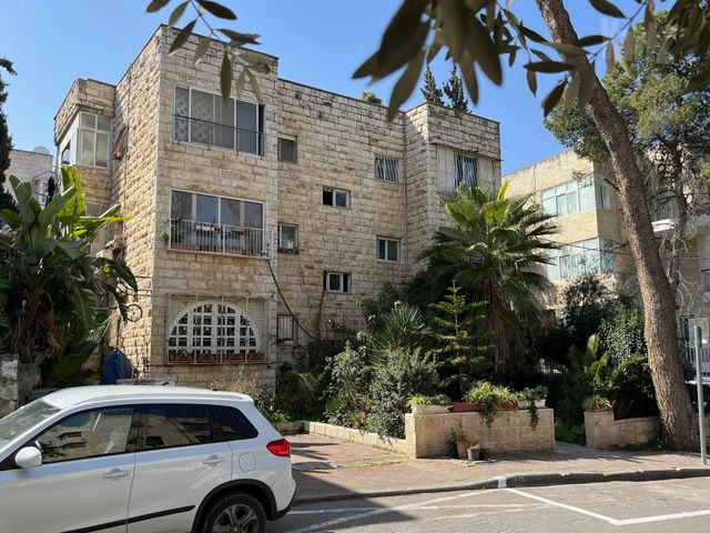 דירה למכירה בירושלים (תיווך) — 2