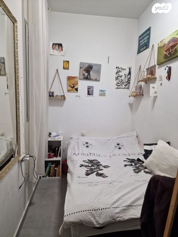 ניסים אלוני 