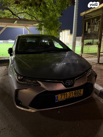 מודעת רכב טויוטה קורולה