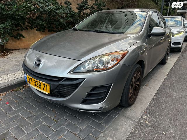 מודעת רכב מאזדה 3