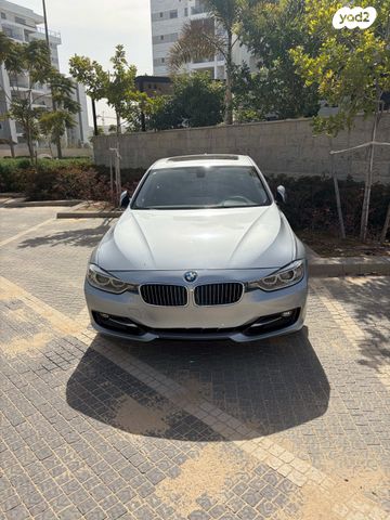 מודעת רכב ב מ וו סדרה 3