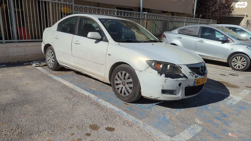 מודעת רכב מאזדה 3
