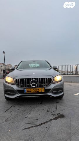 מודעת רכב מרצדס-בנץ C-class