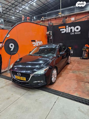 מודעת רכב מאזדה 3