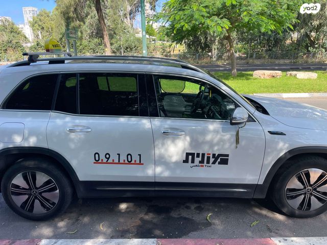 מודעת רכב מרצדס-בנץ EQB