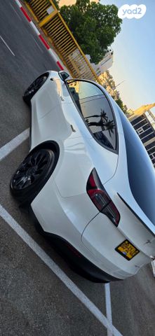 מודעת רכב טסלה מודל Y