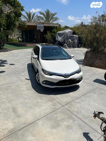 מודעת רכב טויוטה אוריס