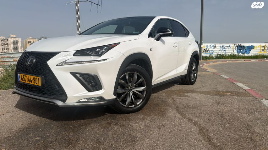 מודעת רכב לקסוס NX