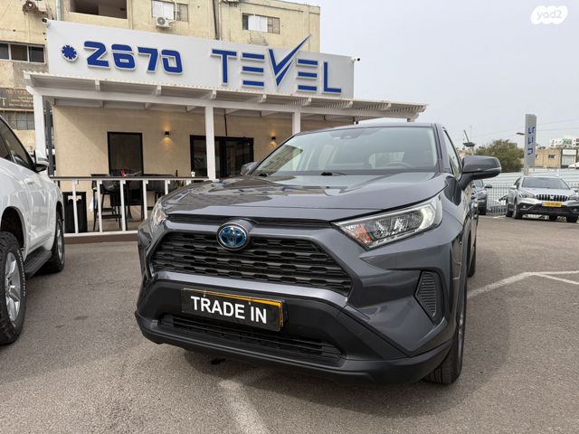מודעת רכב טויוטה RAV4