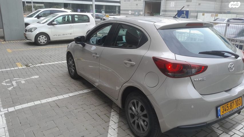 מודעת רכב מאזדה 2 2