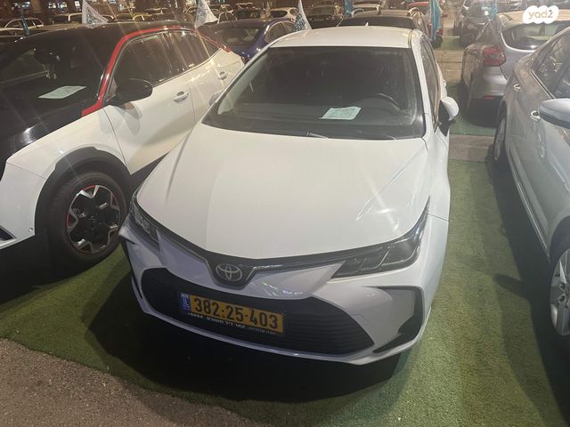 מודעת רכב טויוטה קורולה