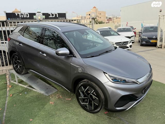 מודעת רכב בי.ווי.די אטו 3