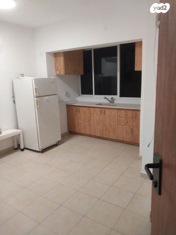 סיירת דוכיפת 17