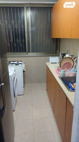 בן גוריון 33