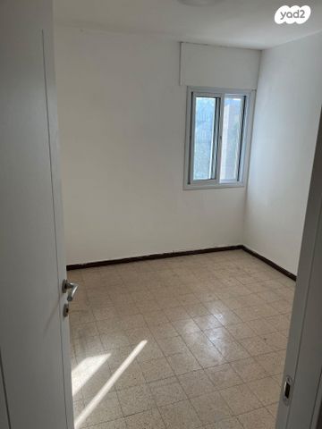 שדרות הפלמ"ח 11