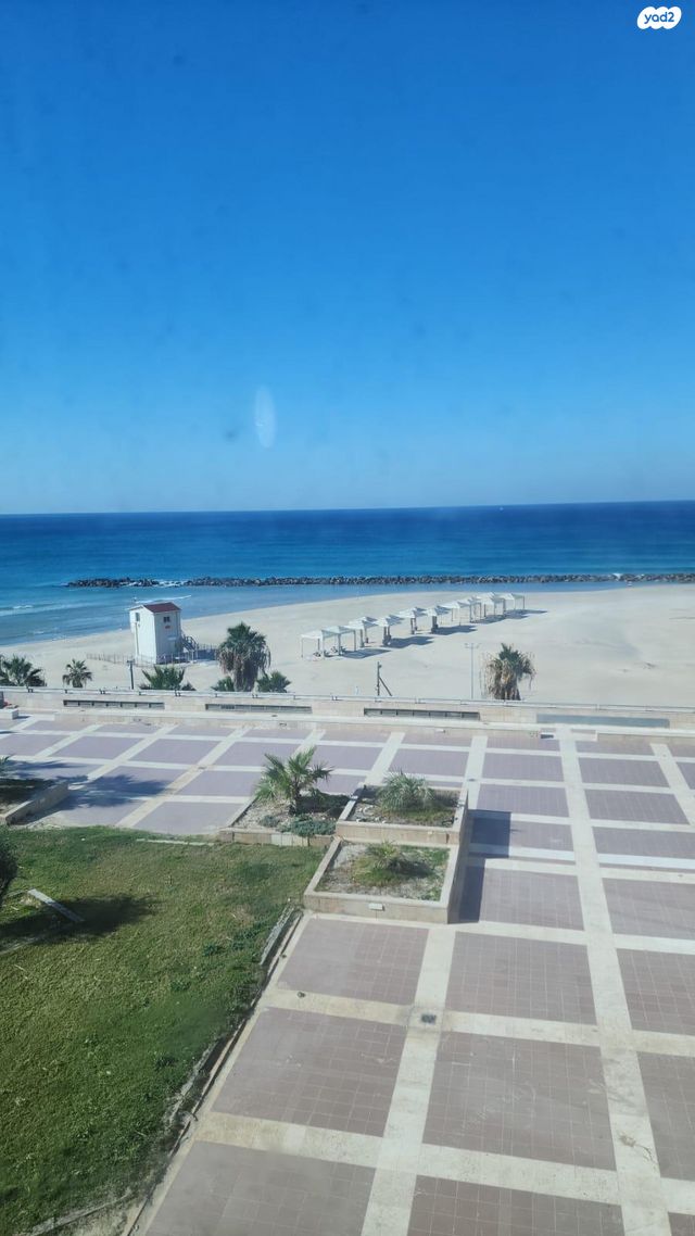 סטודיו/ לופט, דוד אלעזר 10, חוף הכרמל, חיפה