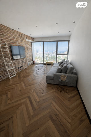 ניסים אלוני 5