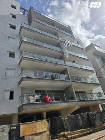 דירה, ראשונים, ראשון לציון