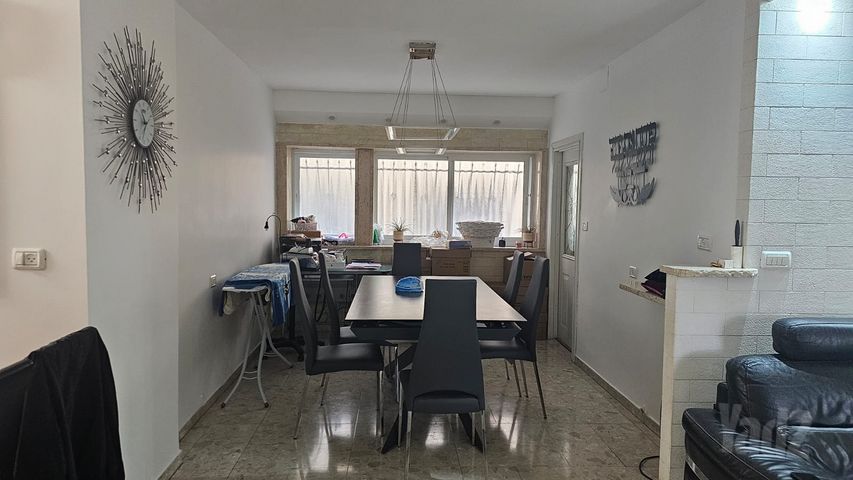 דירה למכירה בירושלים (תיווך) — 4