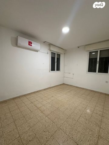 הרב קניאל 11