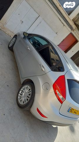 מודעת רכב פורד פיאסטה