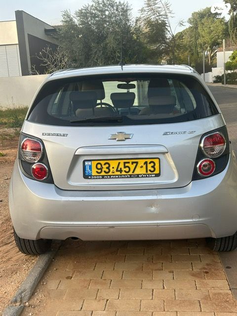 מודעת רכב שברולט סוניק