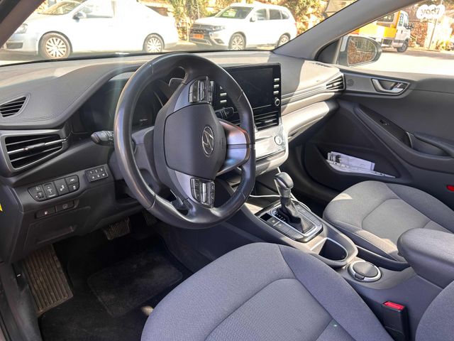 מודעת רכב יונדאי איוניק