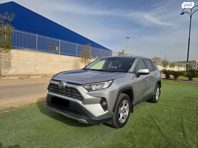 מודעת רכב טויוטה RAV4