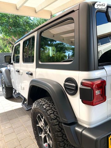 מודעת רכב ג'יפ רנגלר