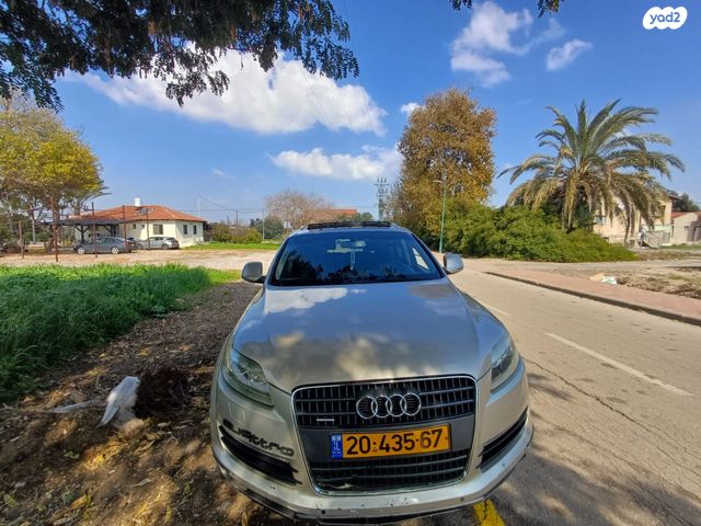מודעת רכב אאודי Q7