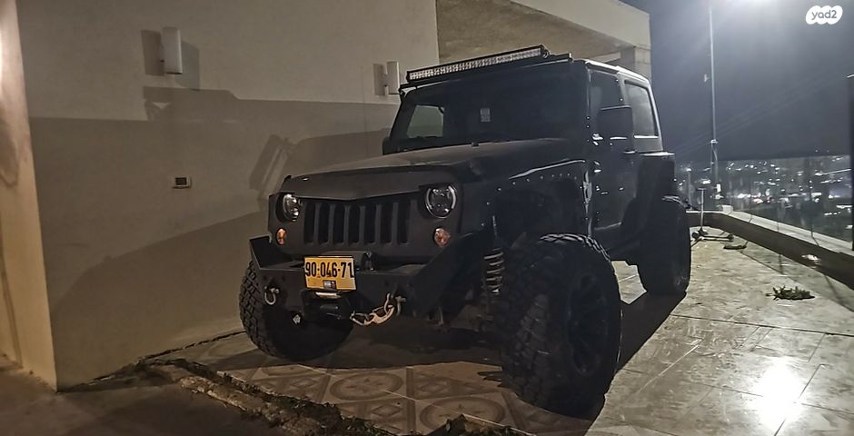 מודעת רכב ג'יפ רנגלר