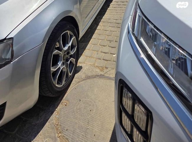 feedItemObj.data.row_1