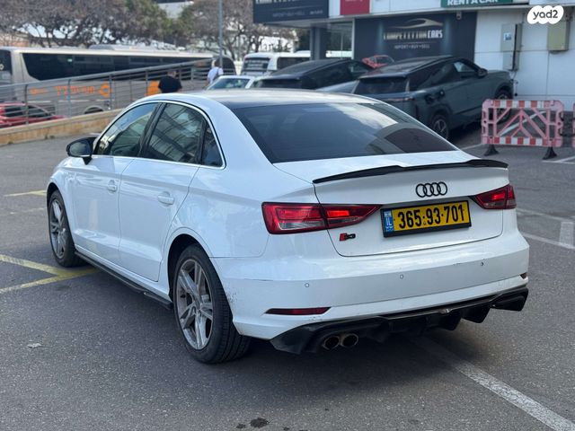 מודעת רכב אאודי A3 1