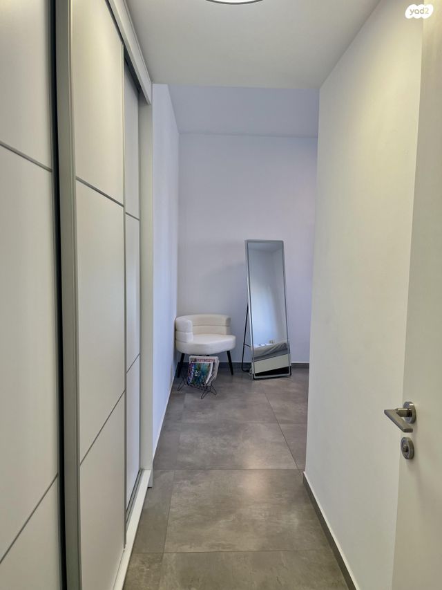 דירה, קריניצי 101, שכונת בן גוריון, מרכז העיר ג', רמת גן