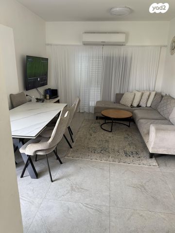 קיבוץ גלויות 39