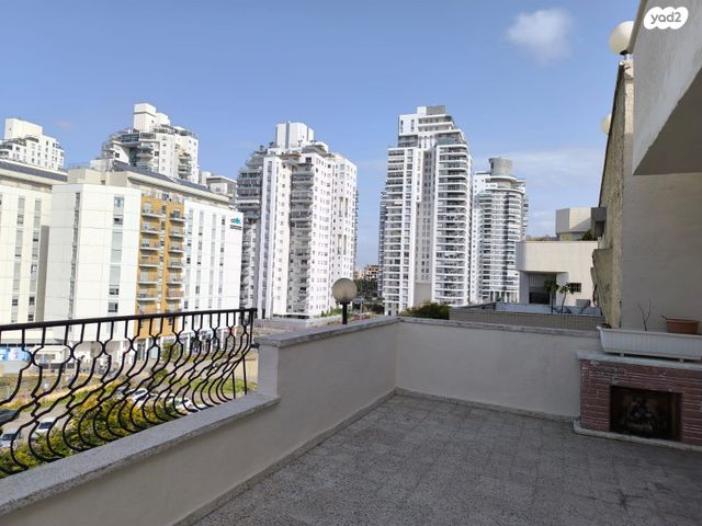 אליעזר הופיין 68