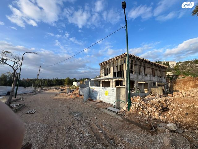 מגרשים, לפיד