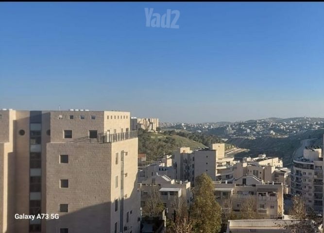 דירה למכירה בירושלים (תיווך) — 3