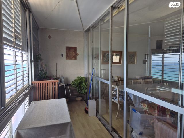 שדרות ניצה 10