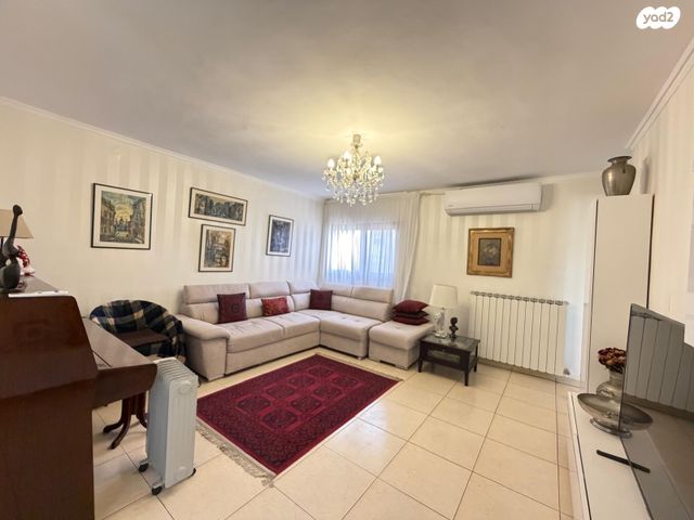 אבא אחימאיר 201