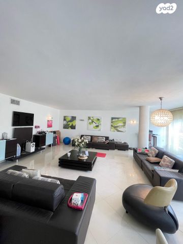 אליעזר בן יהודה 