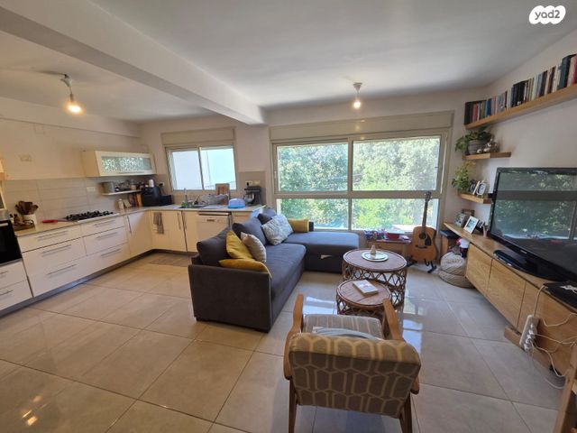 גג/ פנטהאוז