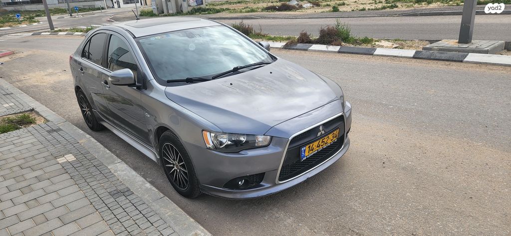 מודעת רכב מיצובישי לנסר