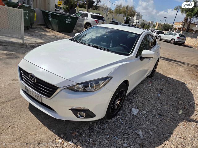 מודעת רכב מאזדה 3