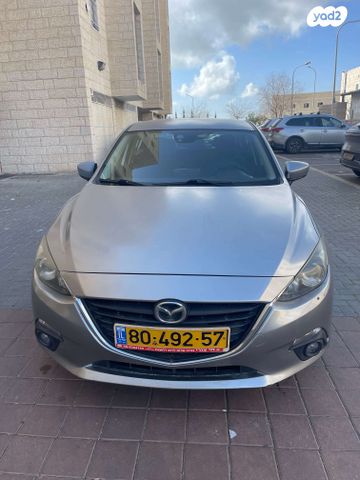 מודעת רכב מאזדה 3