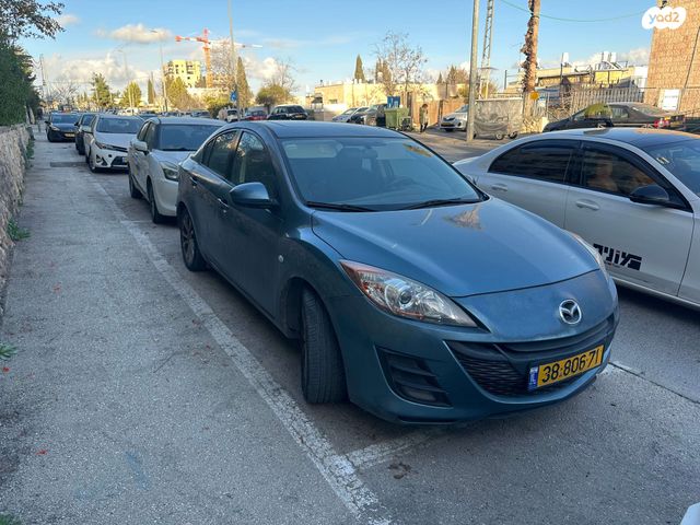 מודעת רכב מאזדה 3