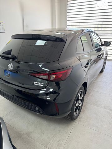 מודעת רכב אם ג'י MG3